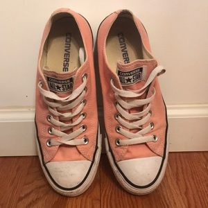 Pink converse size 7 women 5 men